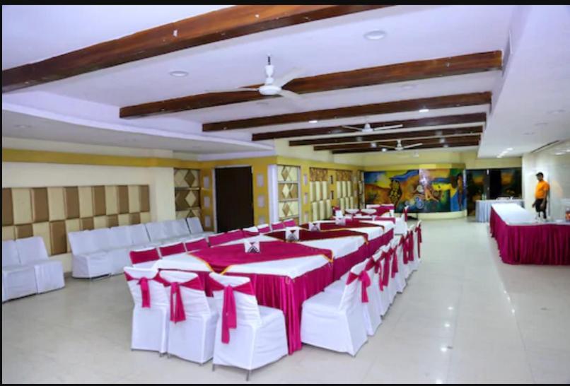 Hotel Ng Paradise Jagādhri Exterior photo